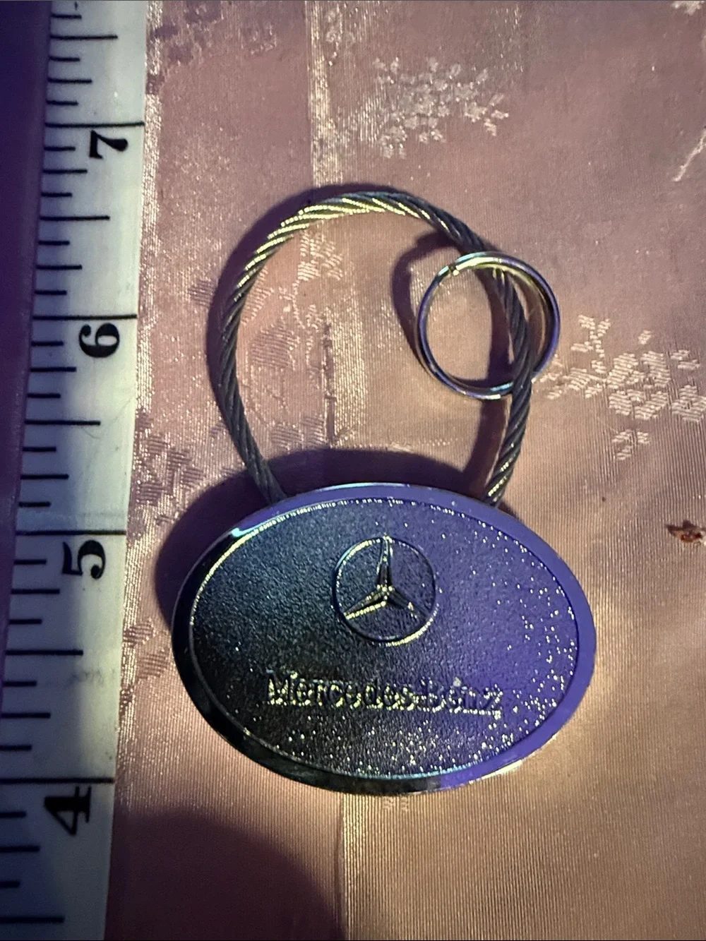 Black & Silver Oval mercedes-Benz key ring